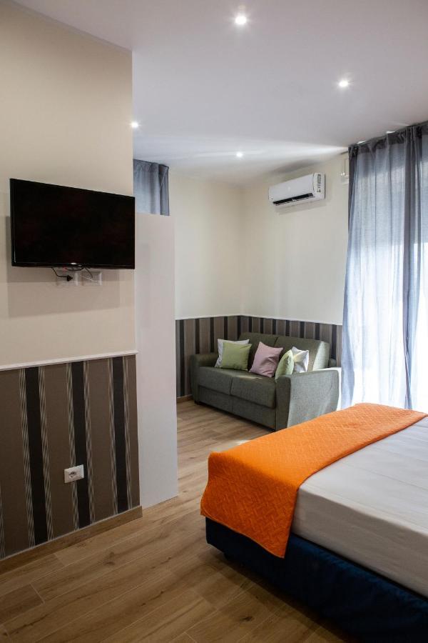 Airport Fly House Hotel Naples Exterior photo